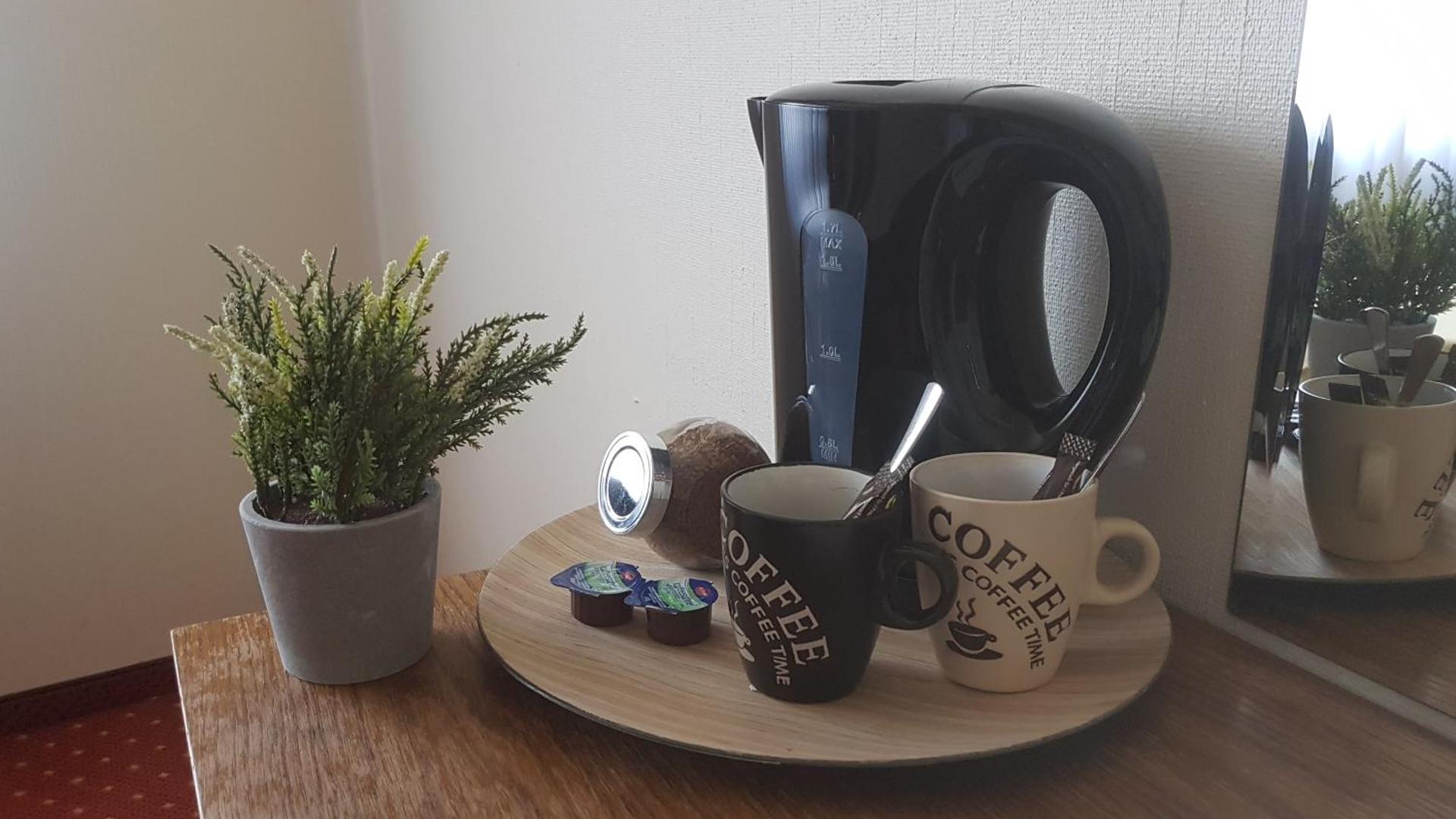 Coffee/tea facilities