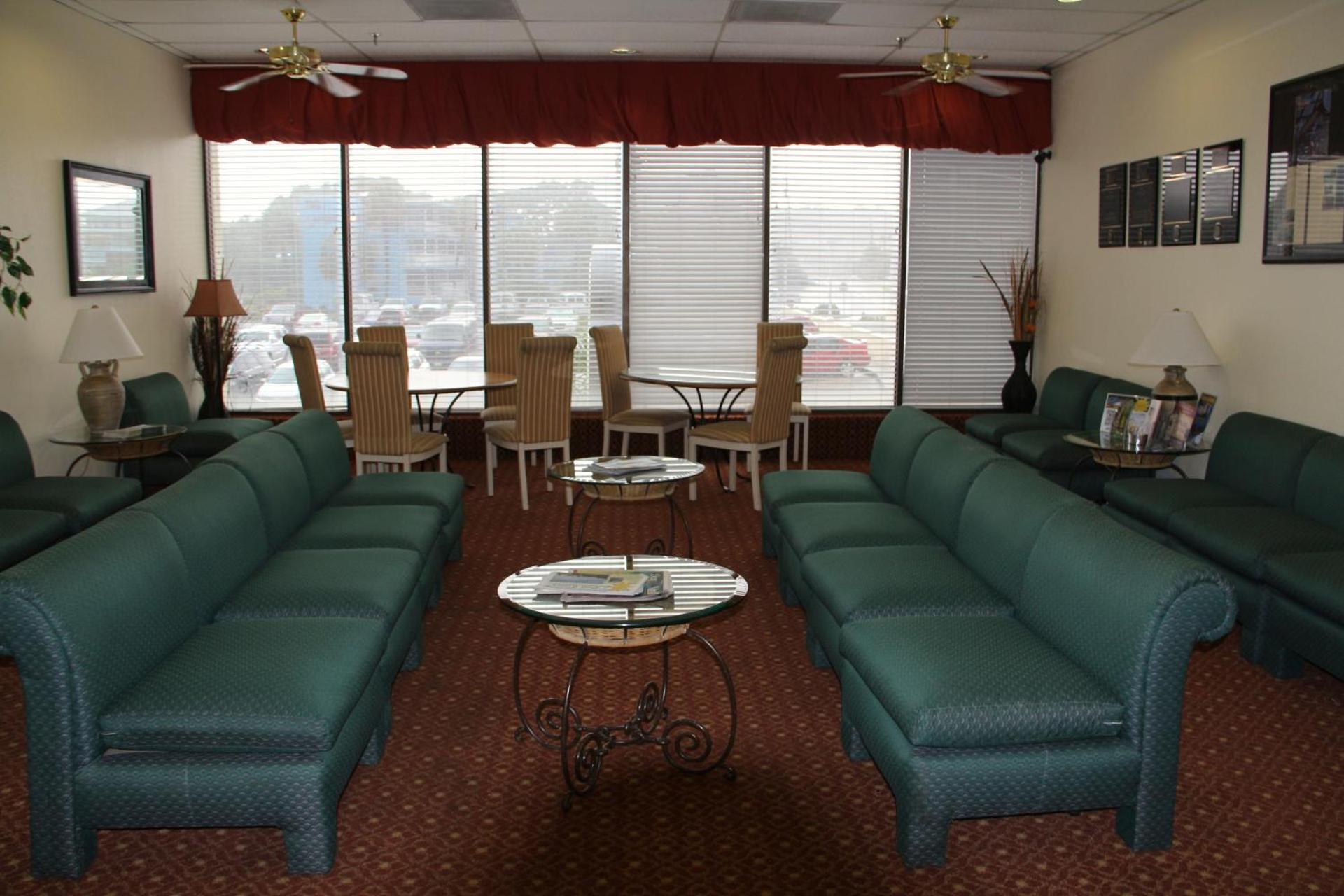 Communal lounge/ TV room