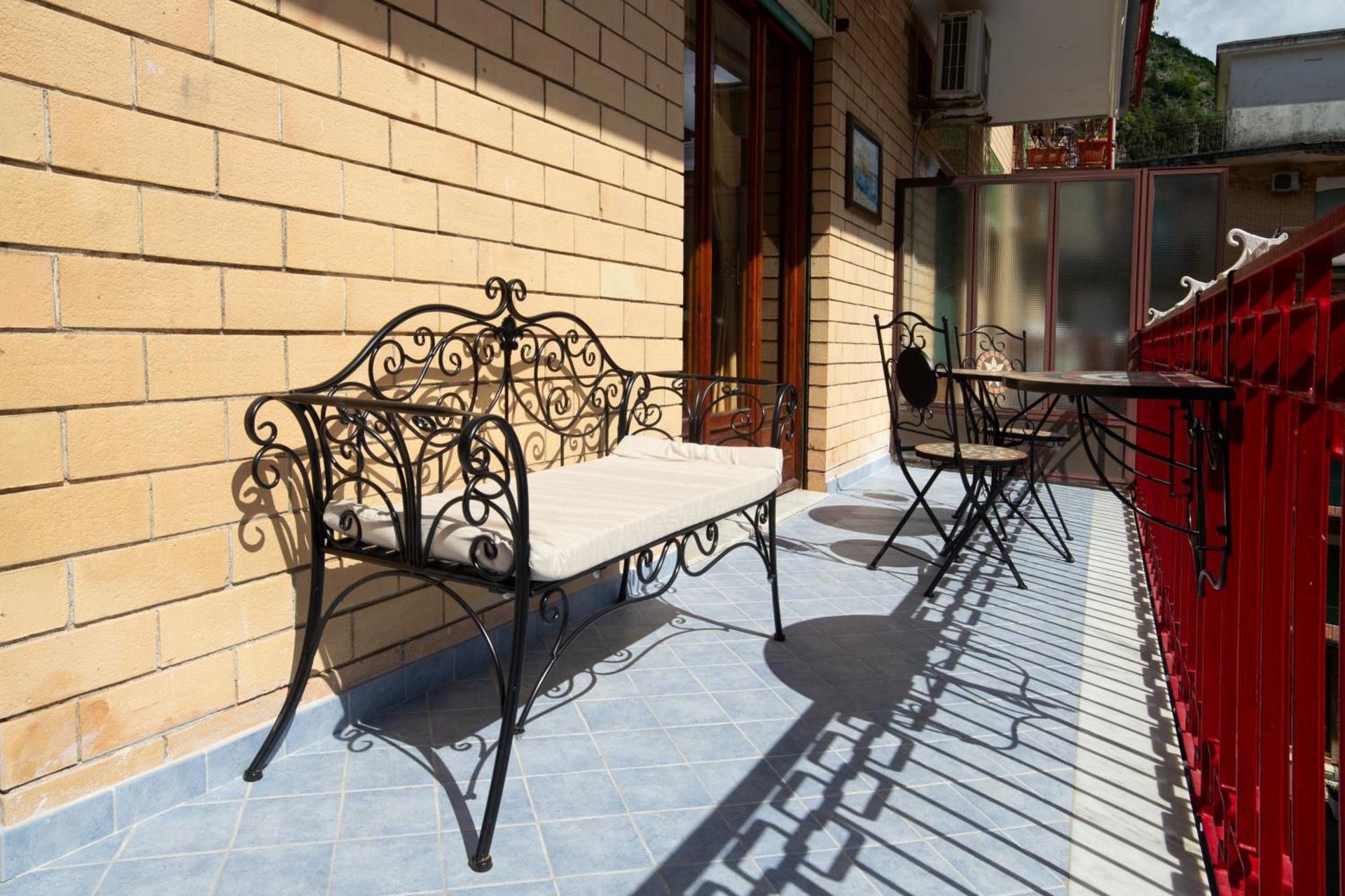 Panorama Host - Domus Amalfi Coast