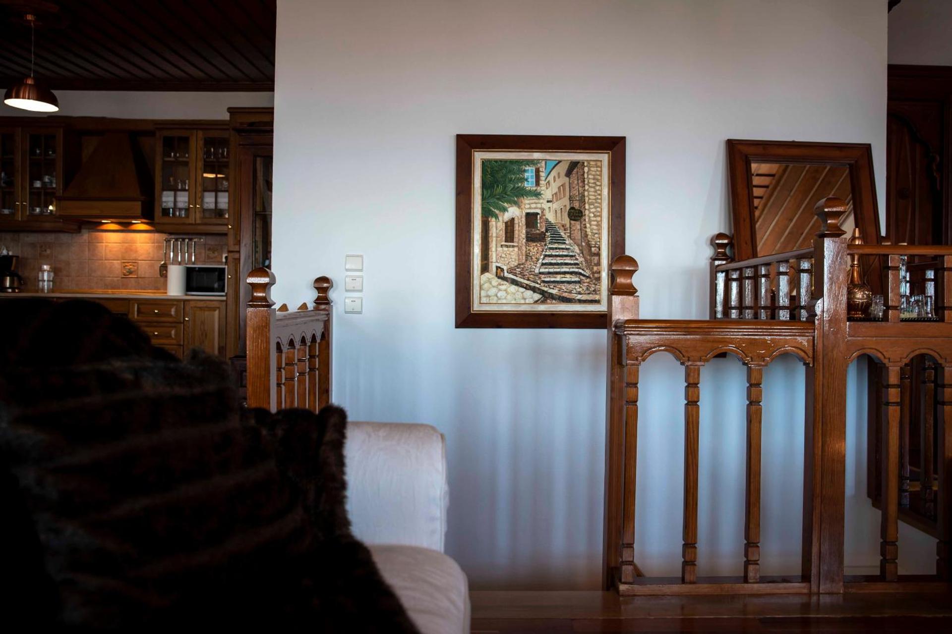 Traditional Mansion Calliopec-UVC sterilized