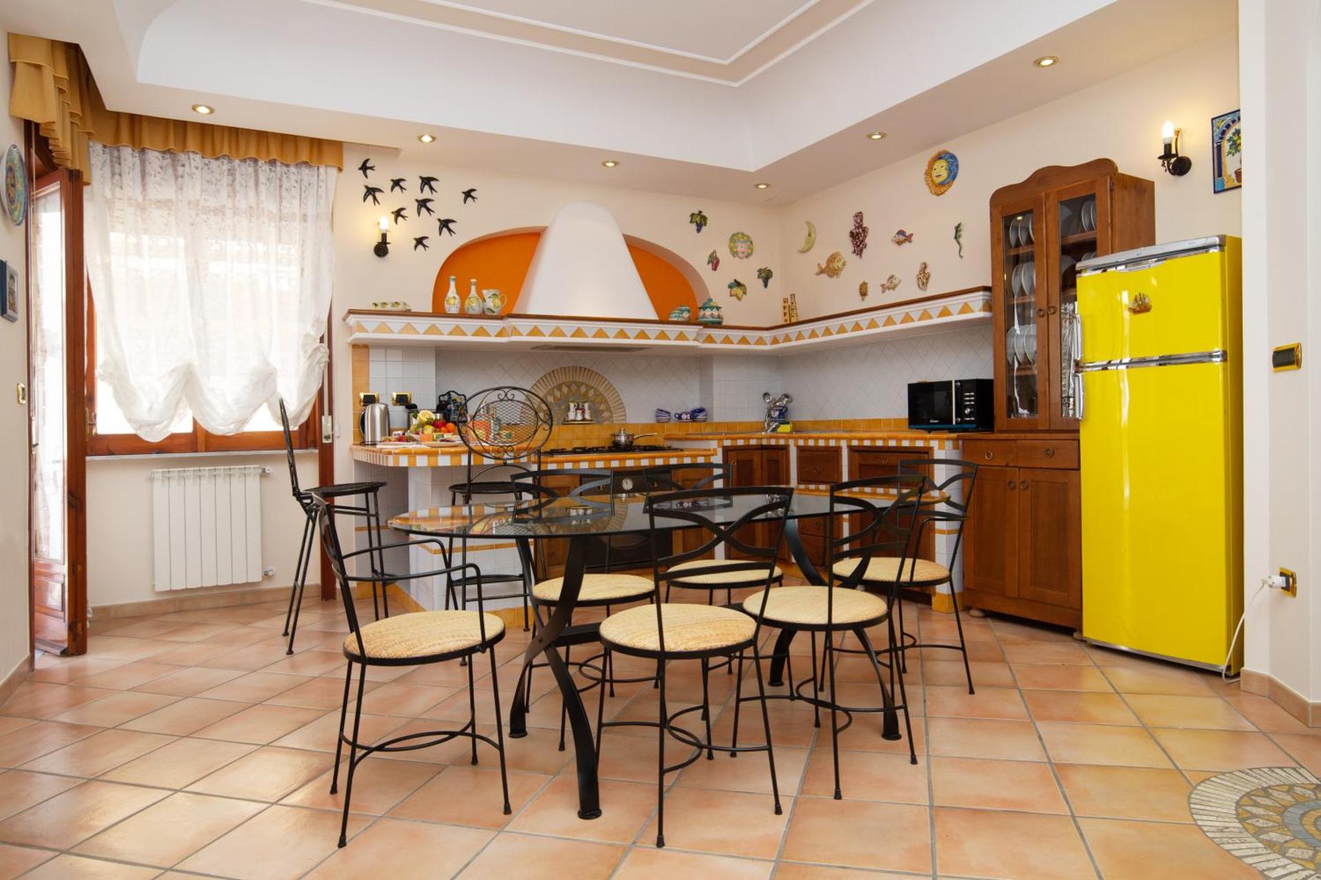 Panorama Host - Domus Amalfi Coast