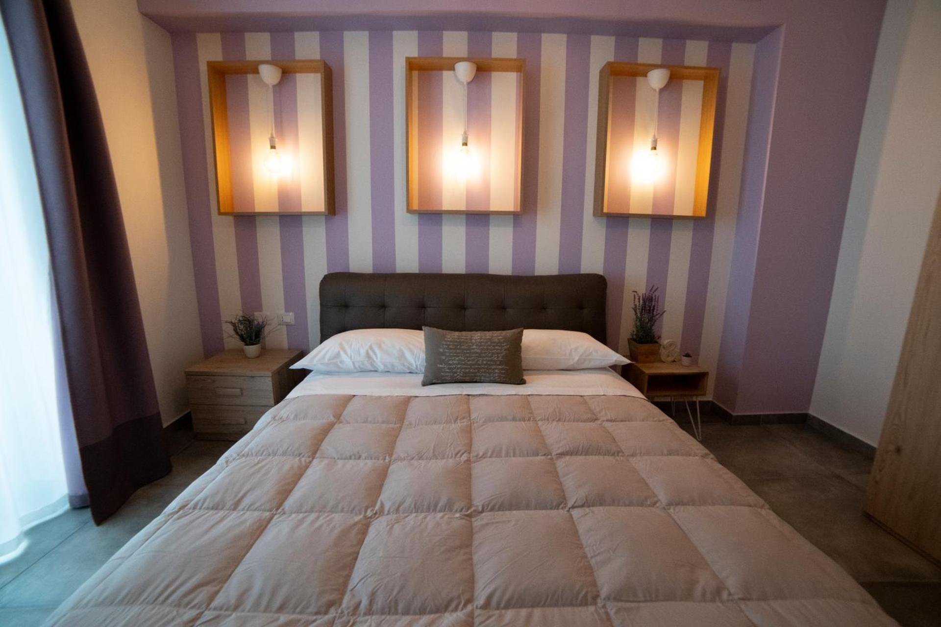 Deluxe Double Room with Balcony and Sea View