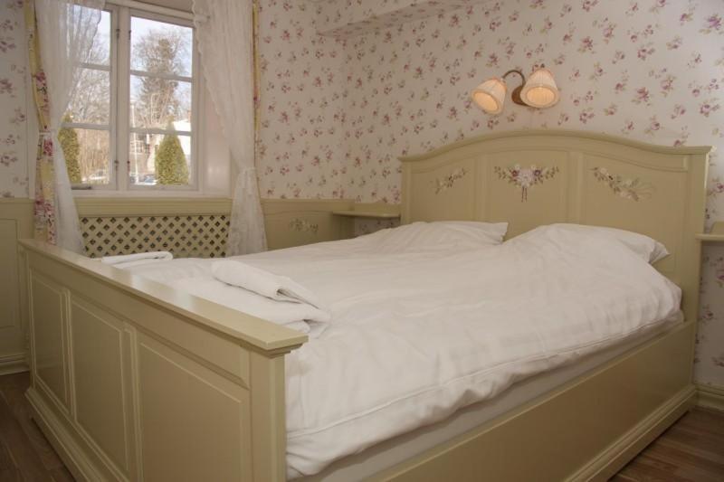 Garvaregården Hotel , B&B och Café