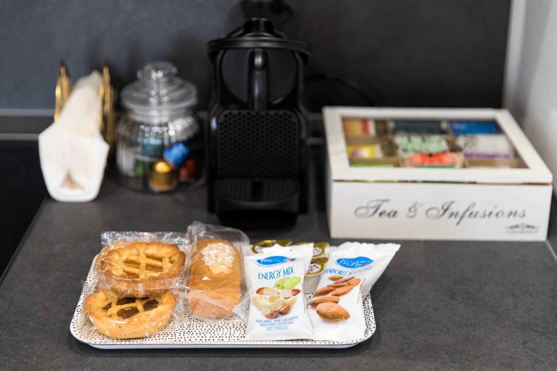 Coffee/tea facilities