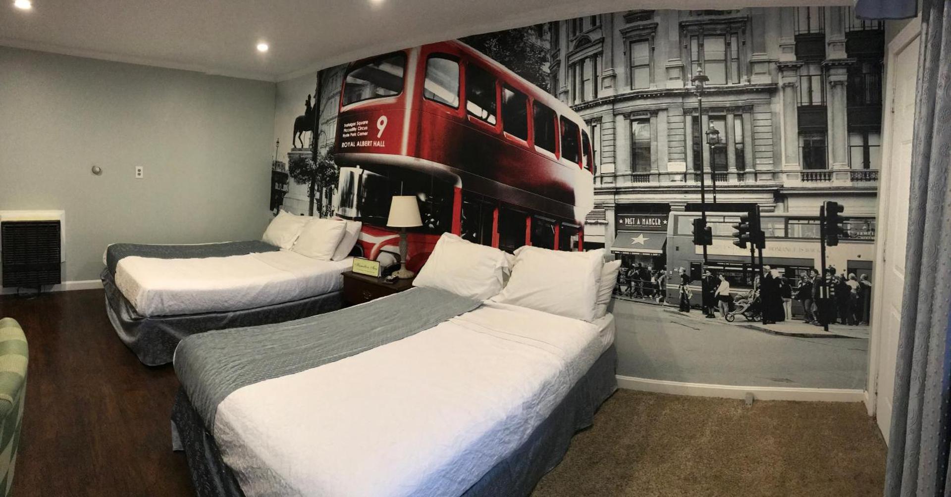 Photo of the whole room