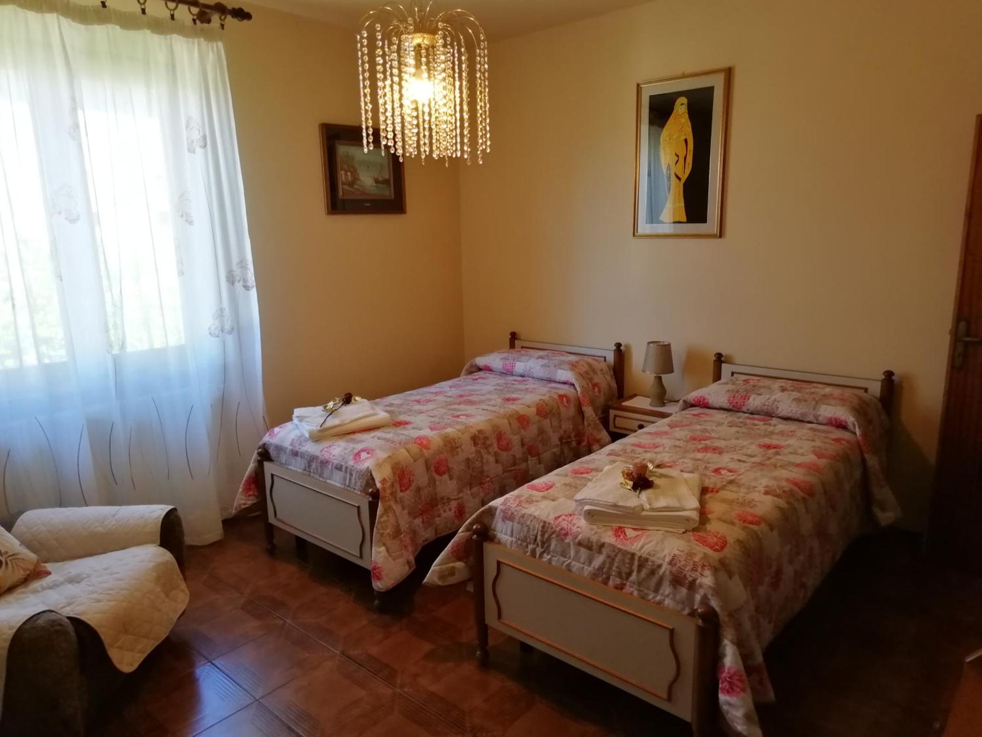 maximum house in subbiano