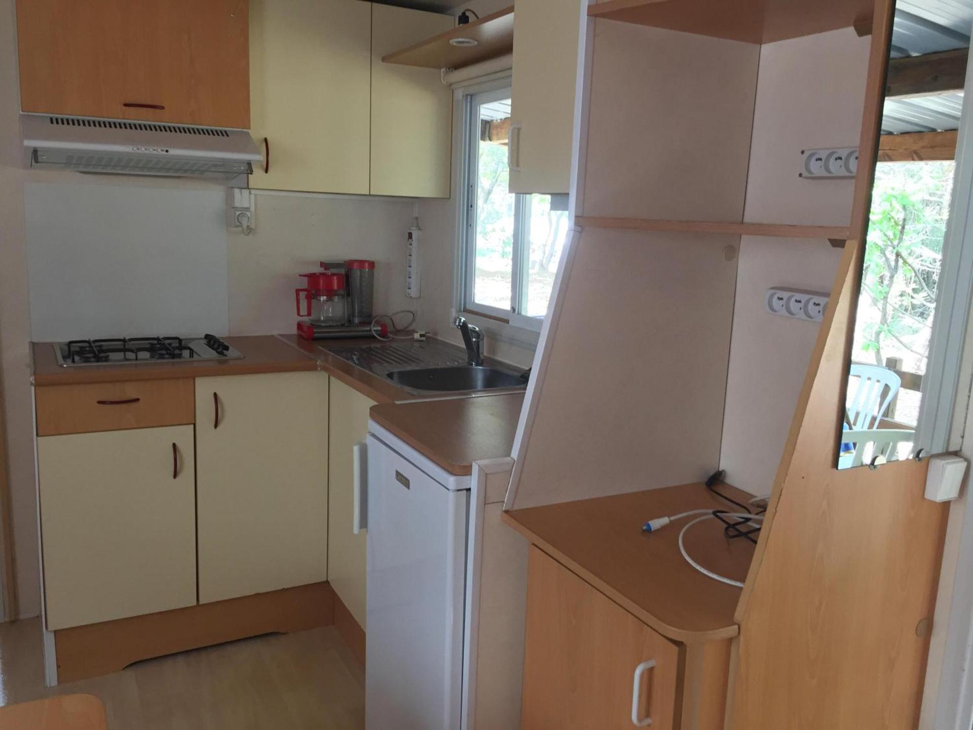 Kitchen or kitchenette