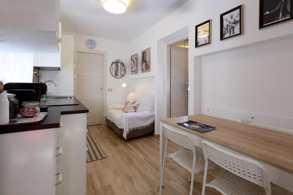 Appartamento Vicolo a mare, Mazzeo