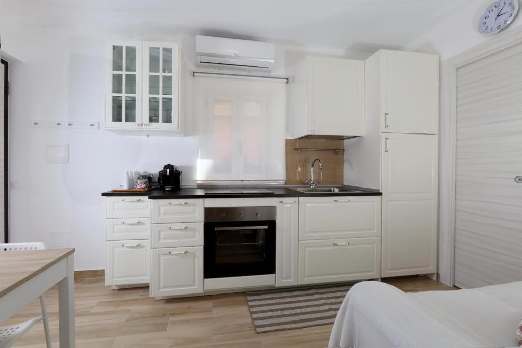 Appartamento Vicolo a mare, Mazzeo