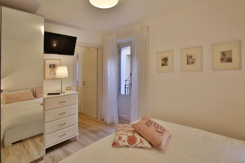 Appartamento Vicolo a mare, Mazzeo