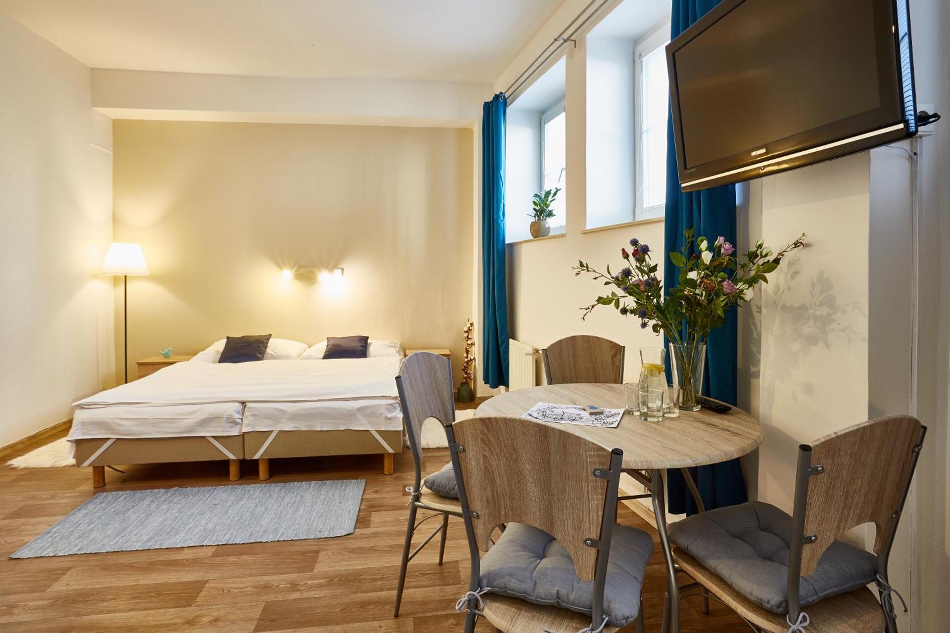 Photo of the whole room