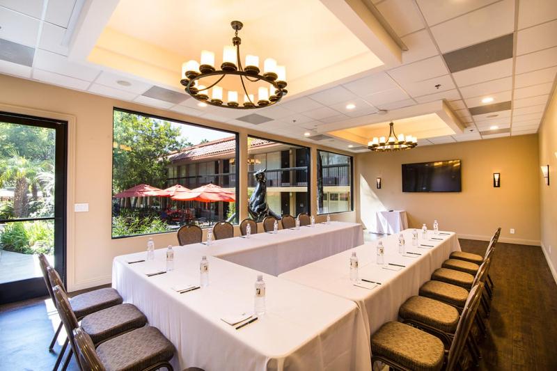 Banquet/Function facilities