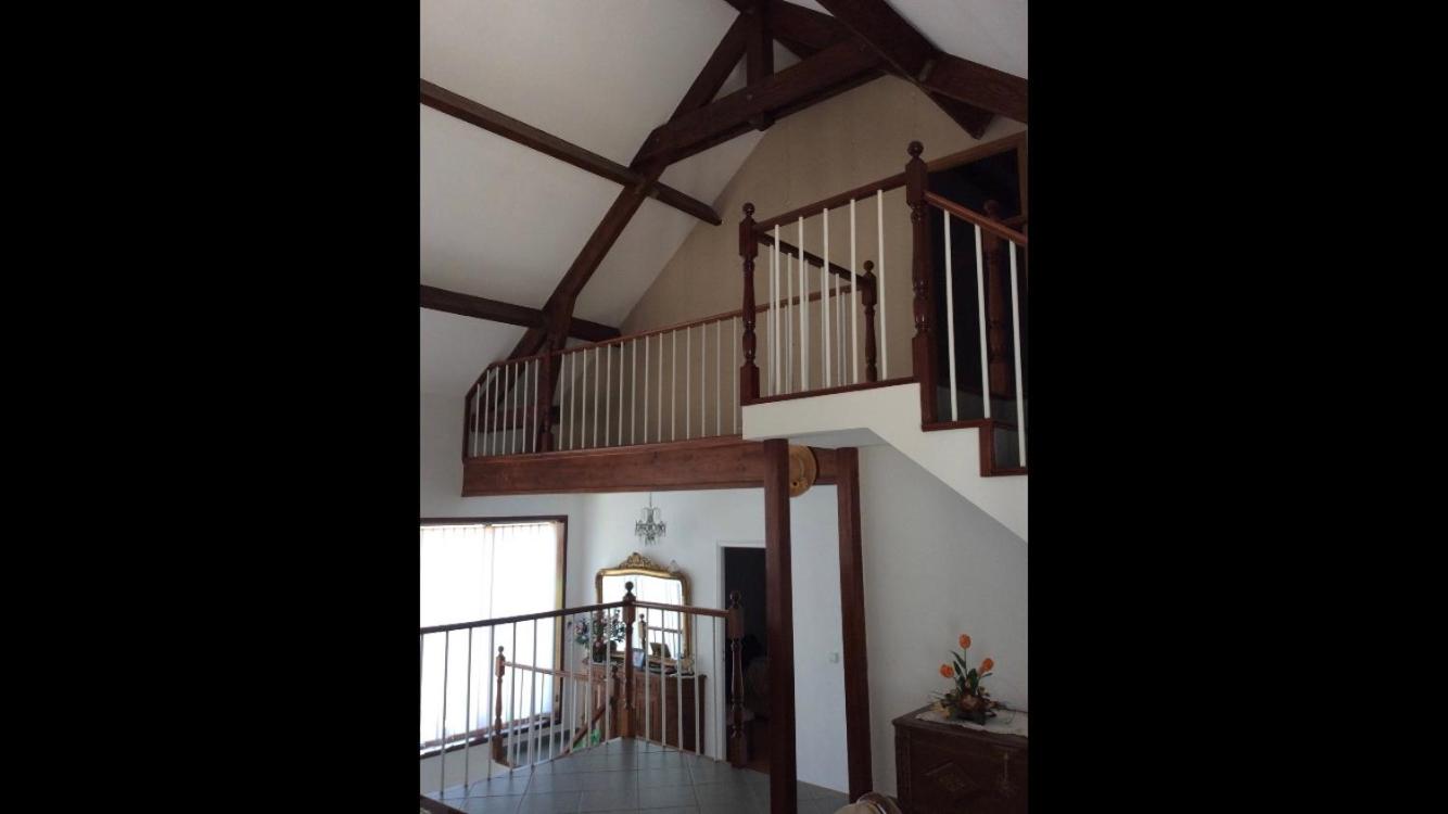 duplex house un center village