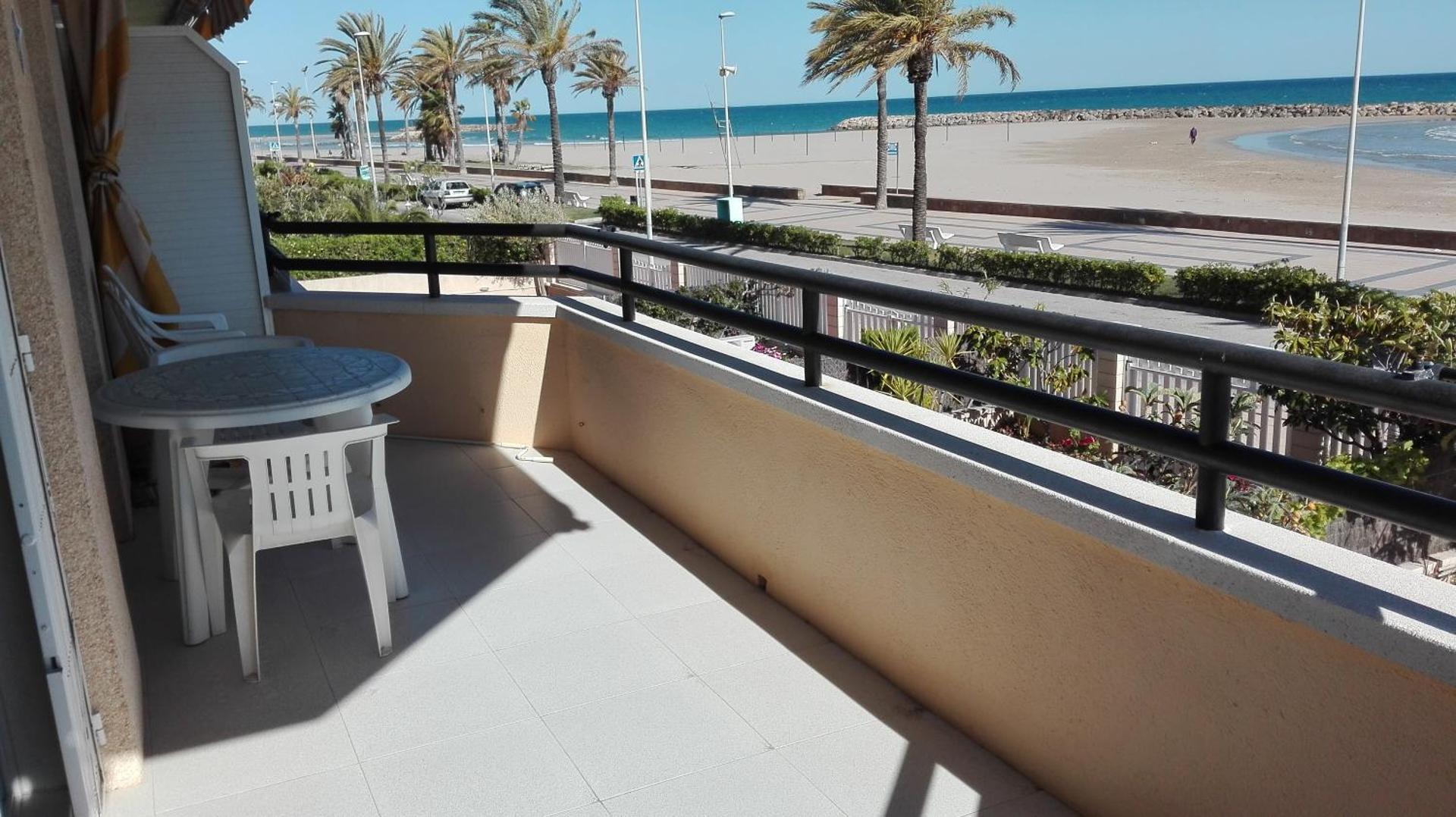 Apartamento Primera Linea de Mar, Cunit