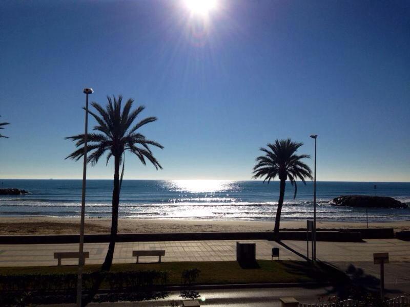 Apartamento Primera Linea de Mar, Cunit