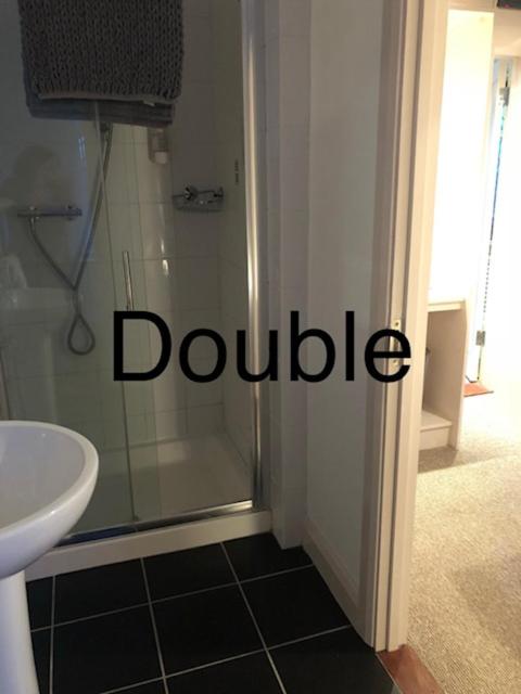 Elmcroft Guest House