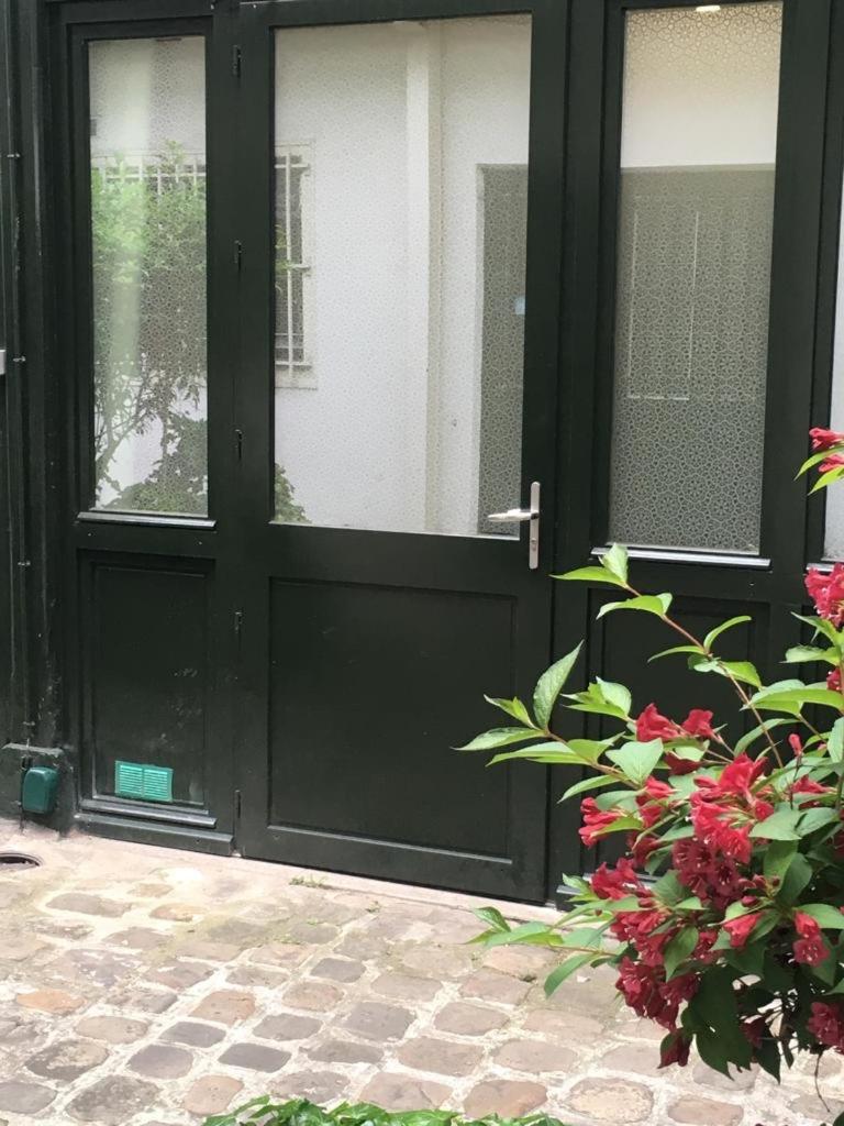 Little boudoir of Paris Champs-Elysées