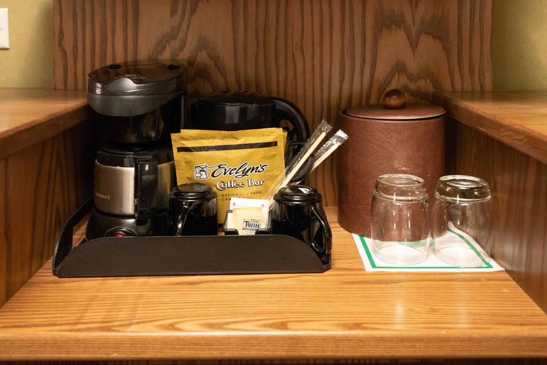 Coffee/tea facilities