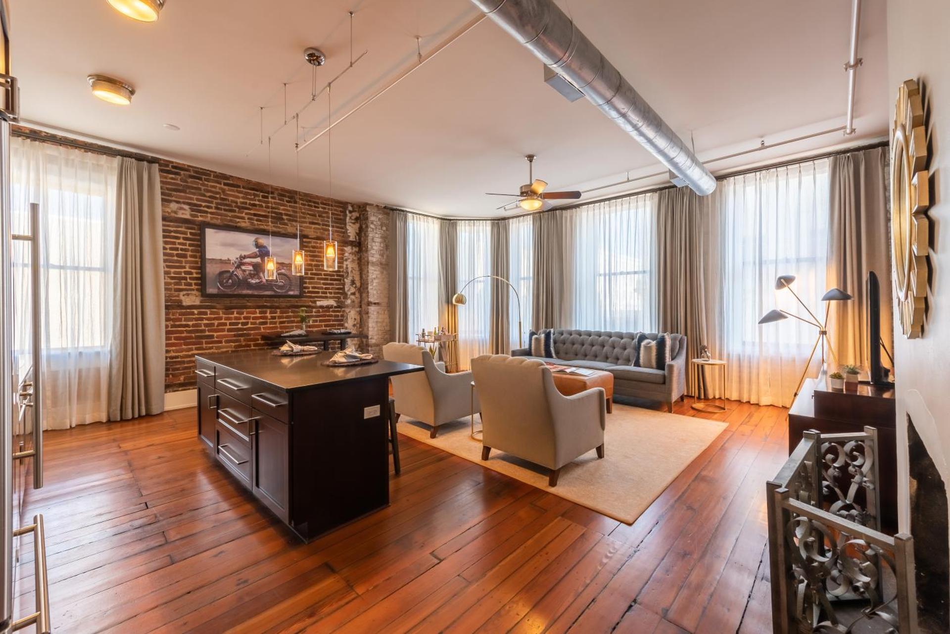 Luxury Two-Bedroom Suite