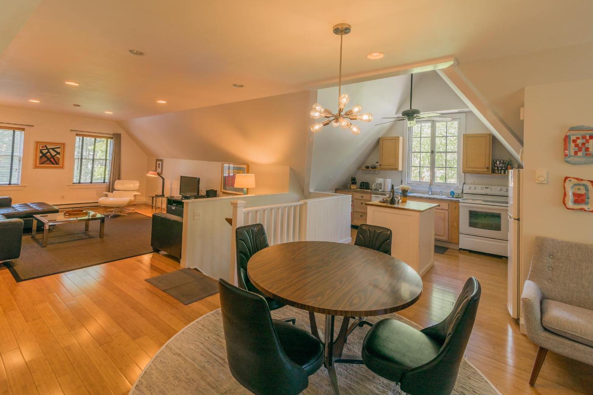 The Carriage House Loft