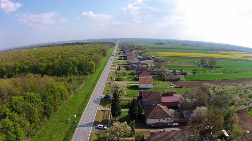 KUĆA ZA ODMOR "DVA SRCA"