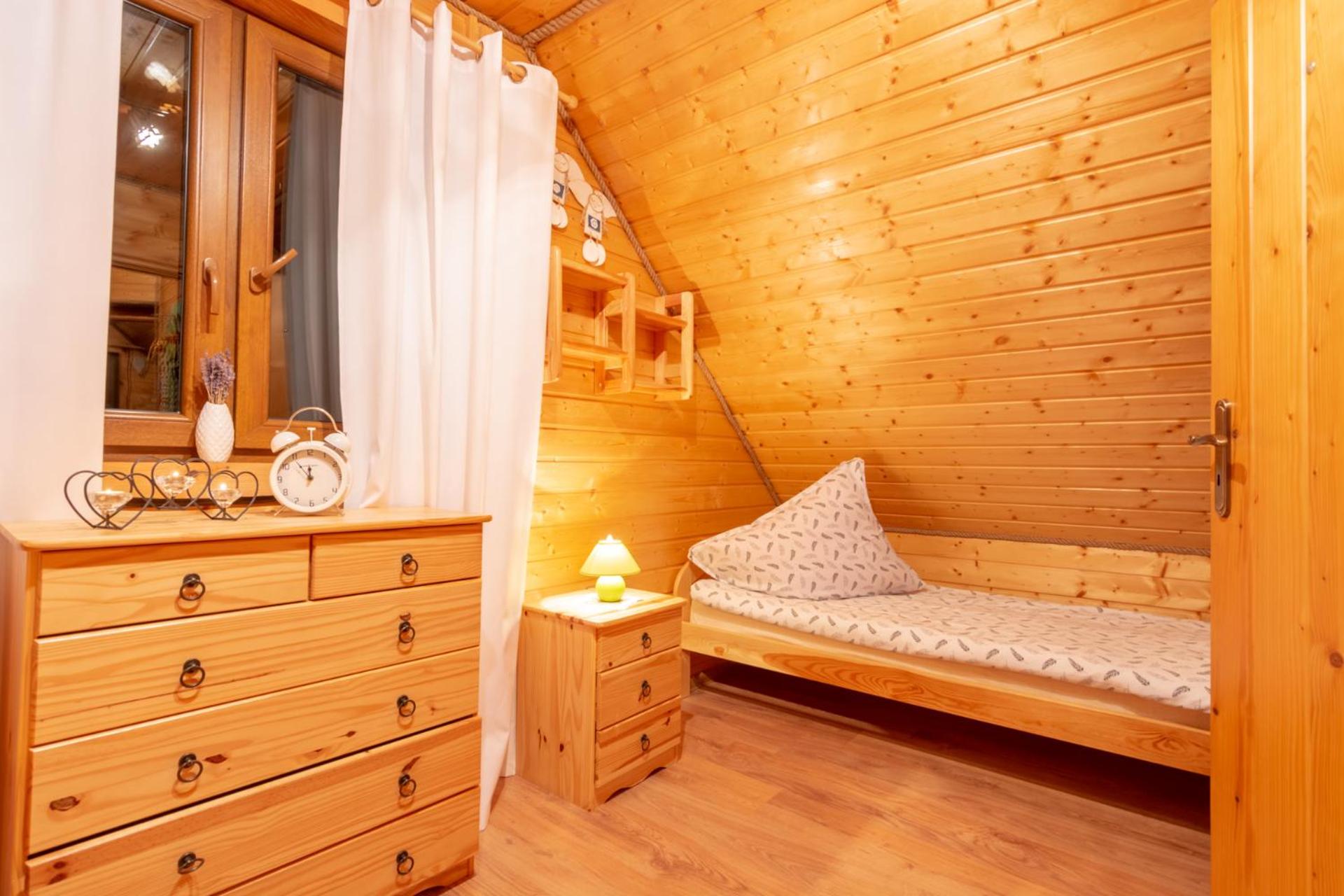 Chaty Anety Domki Całoroczne