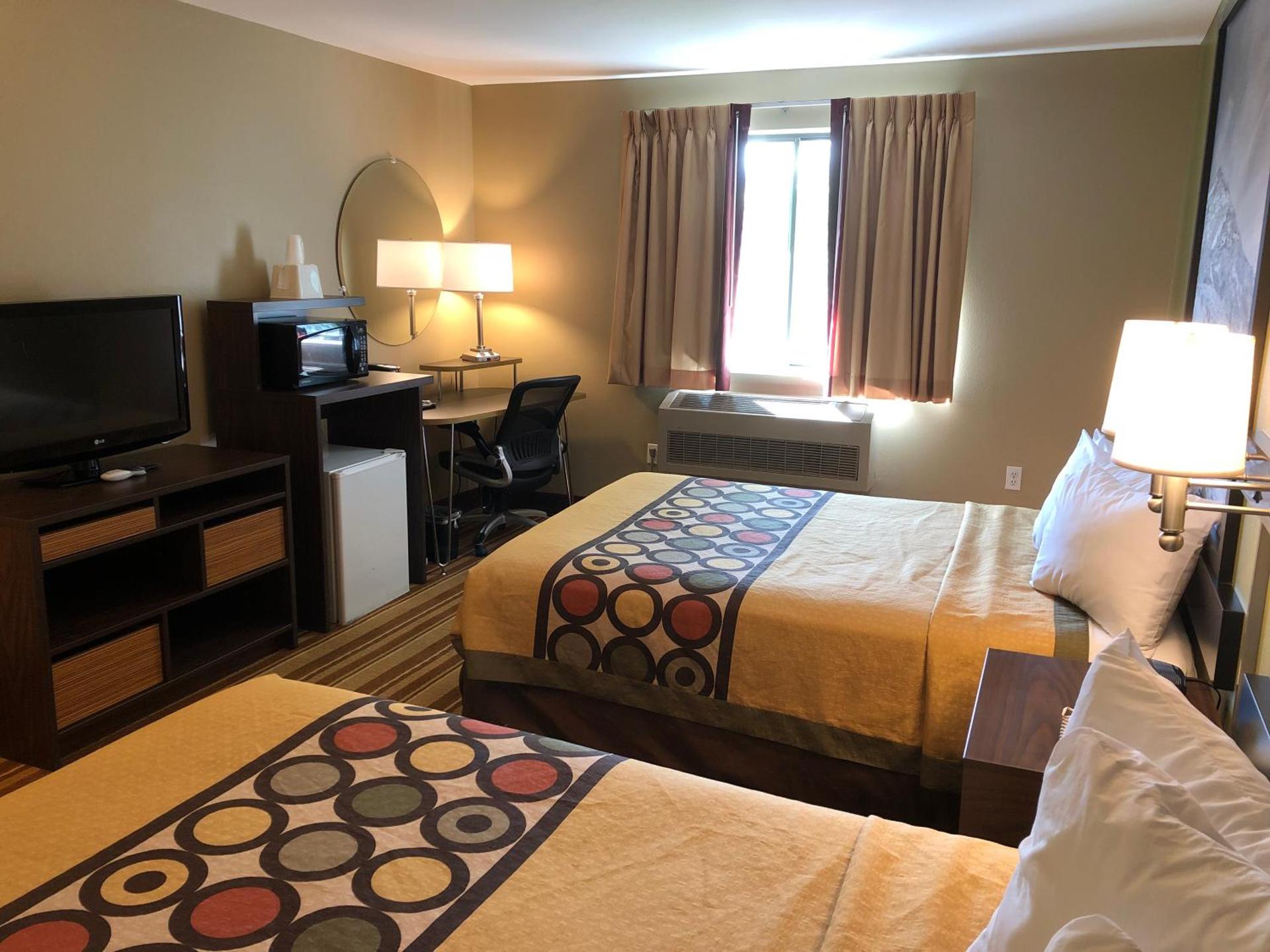 Queen Room with Two Queen Beds - Non-Smoking