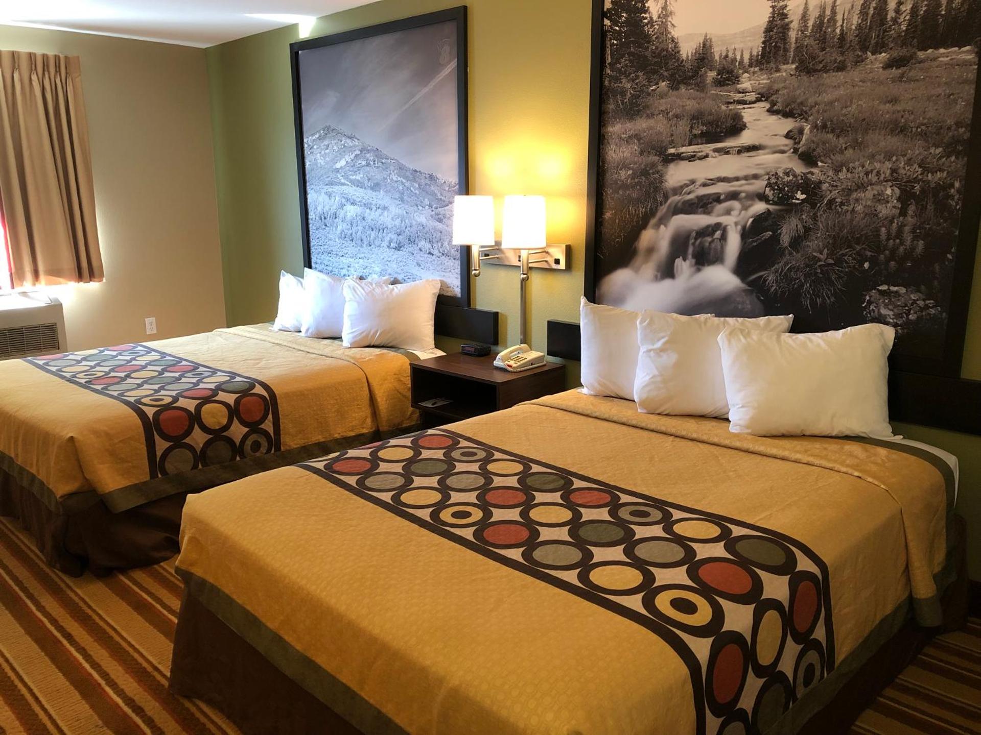 Queen Room with Two Queen Beds - Non-Smoking