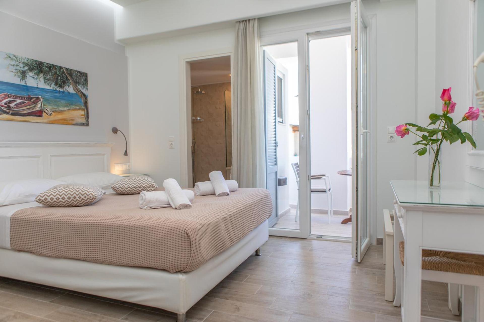 Naxos Illusion Nikos Verikokos