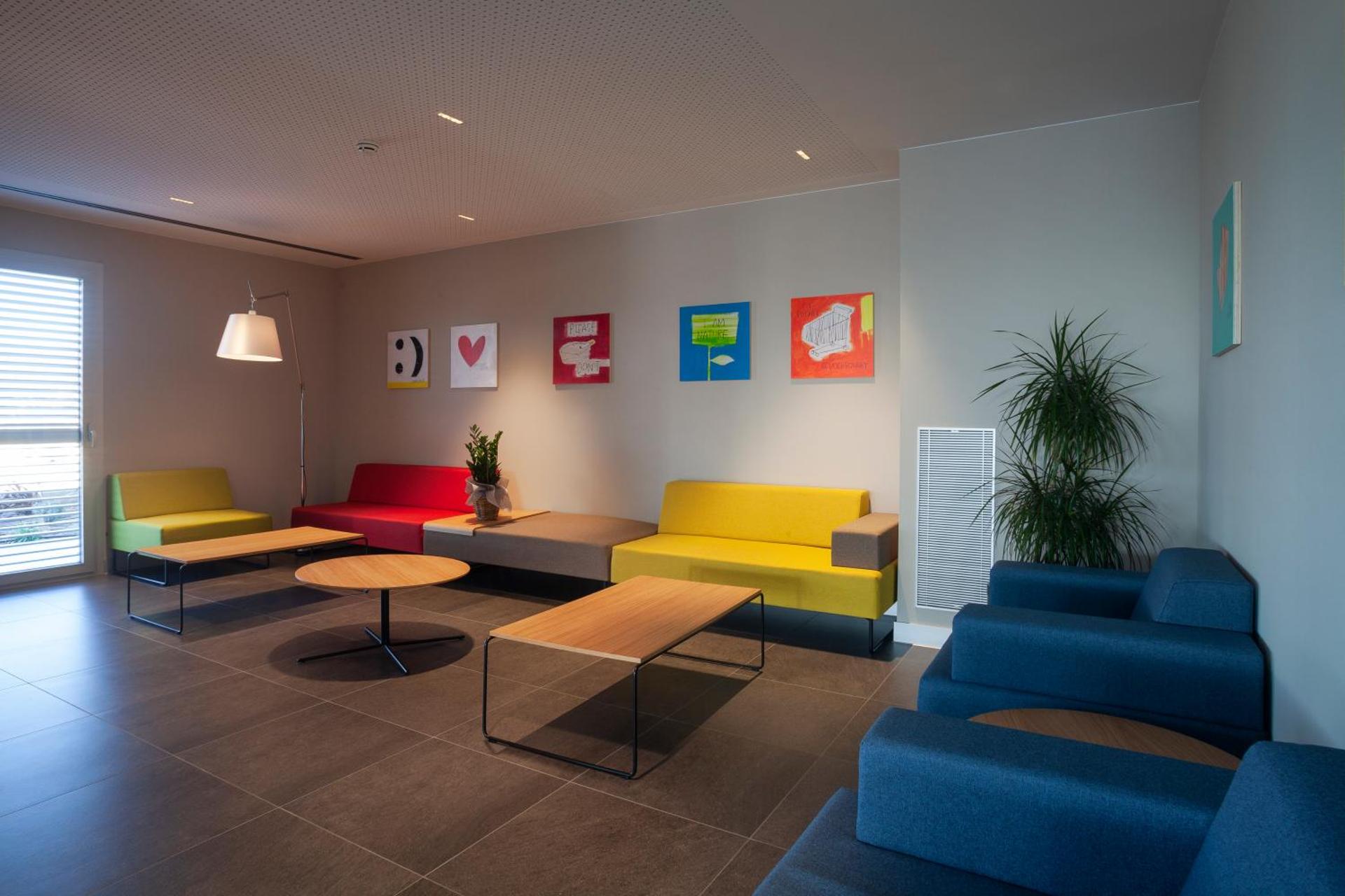 Communal lounge/ TV room