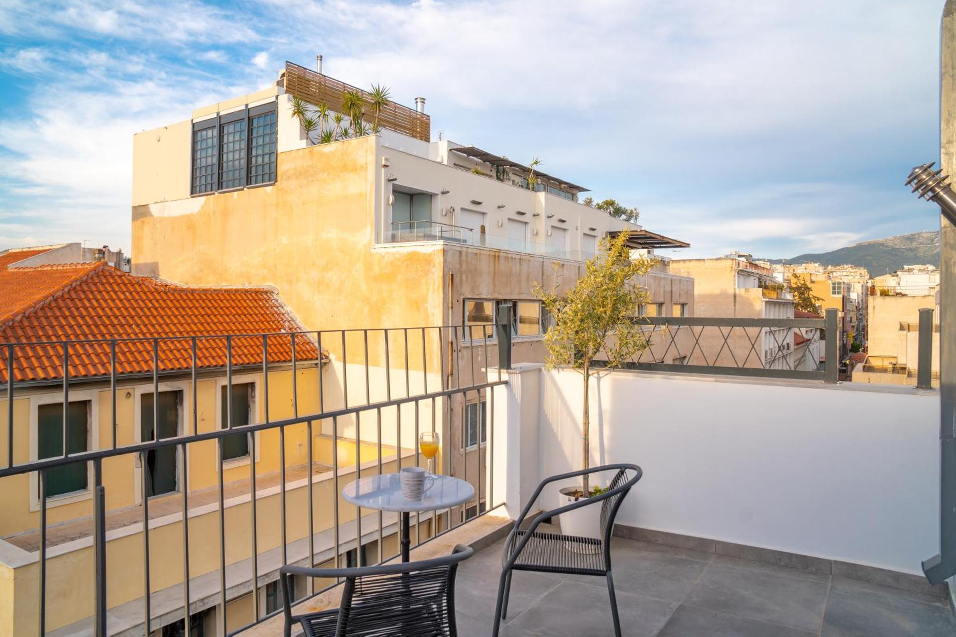 Mythos Luxury Suites