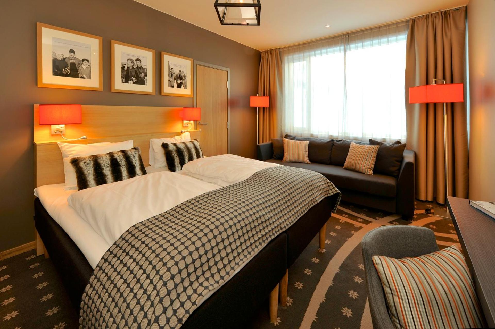 Photo of the whole room