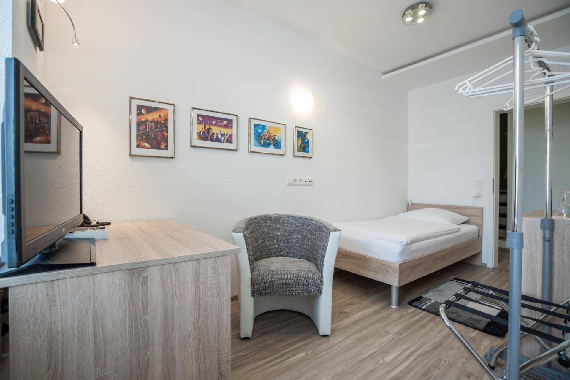 Standard Single Room