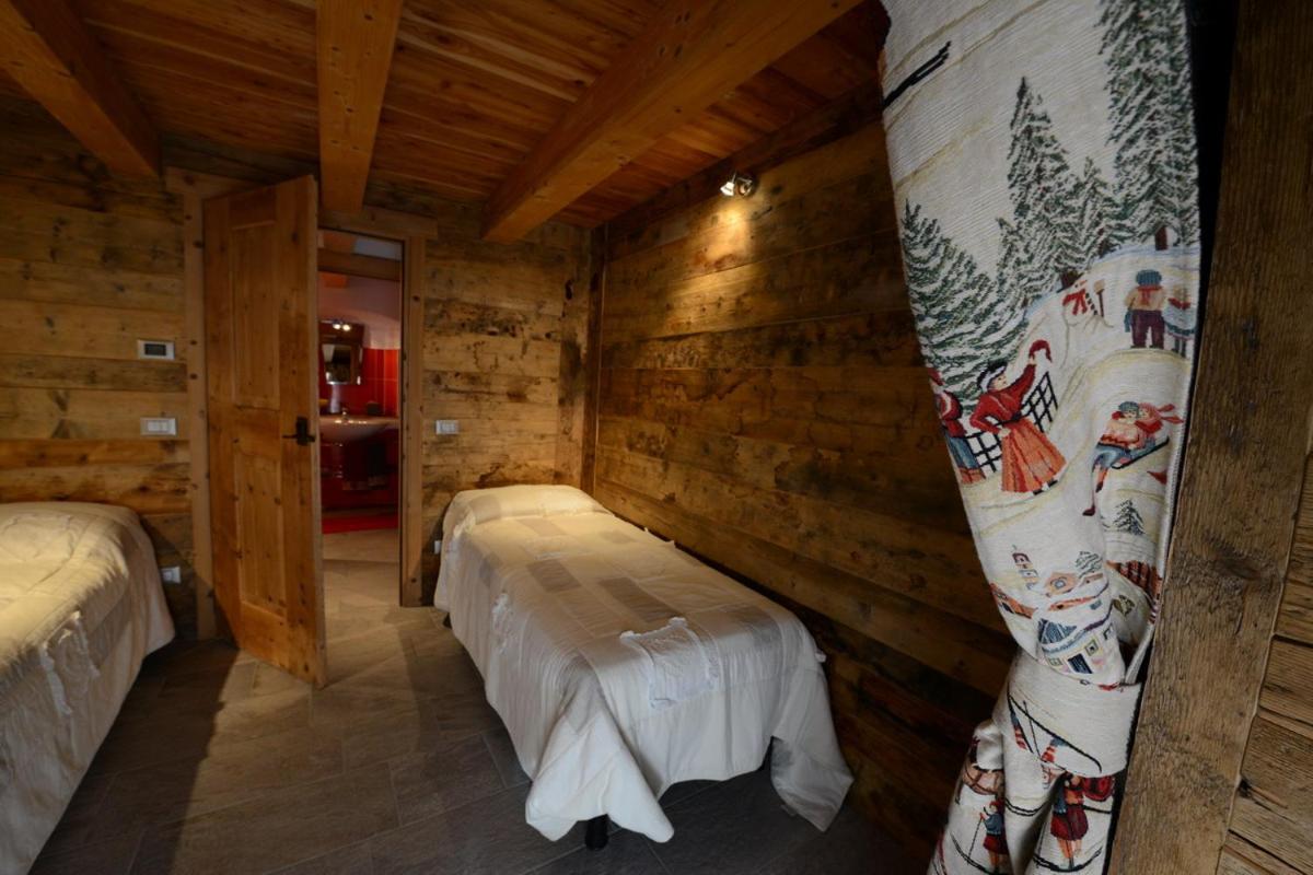 Vieilles Maisons D'Introd