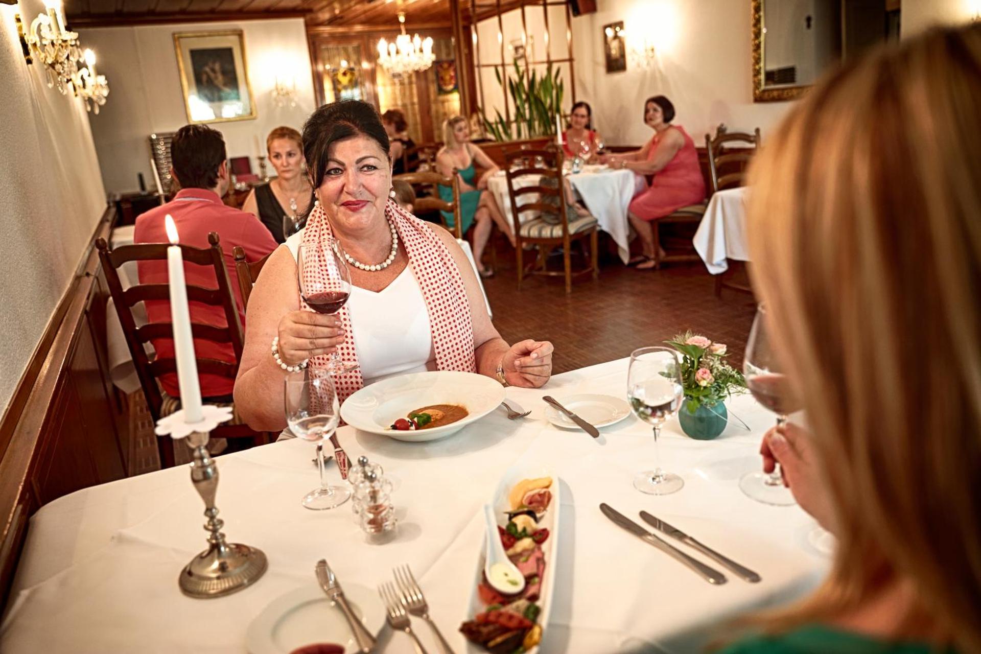 Restaurant/places to eat