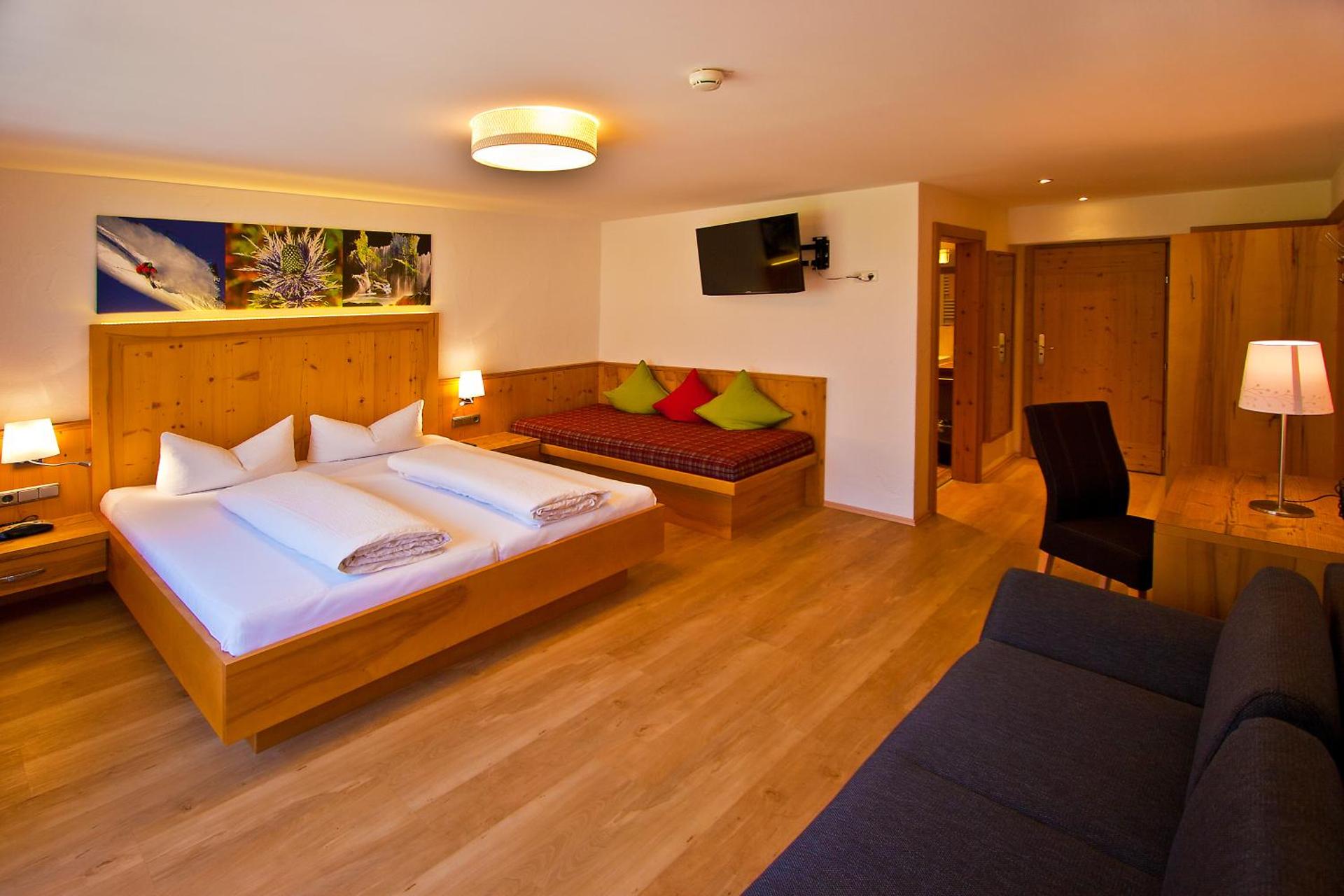 Deluxe Double Room 95 ft²