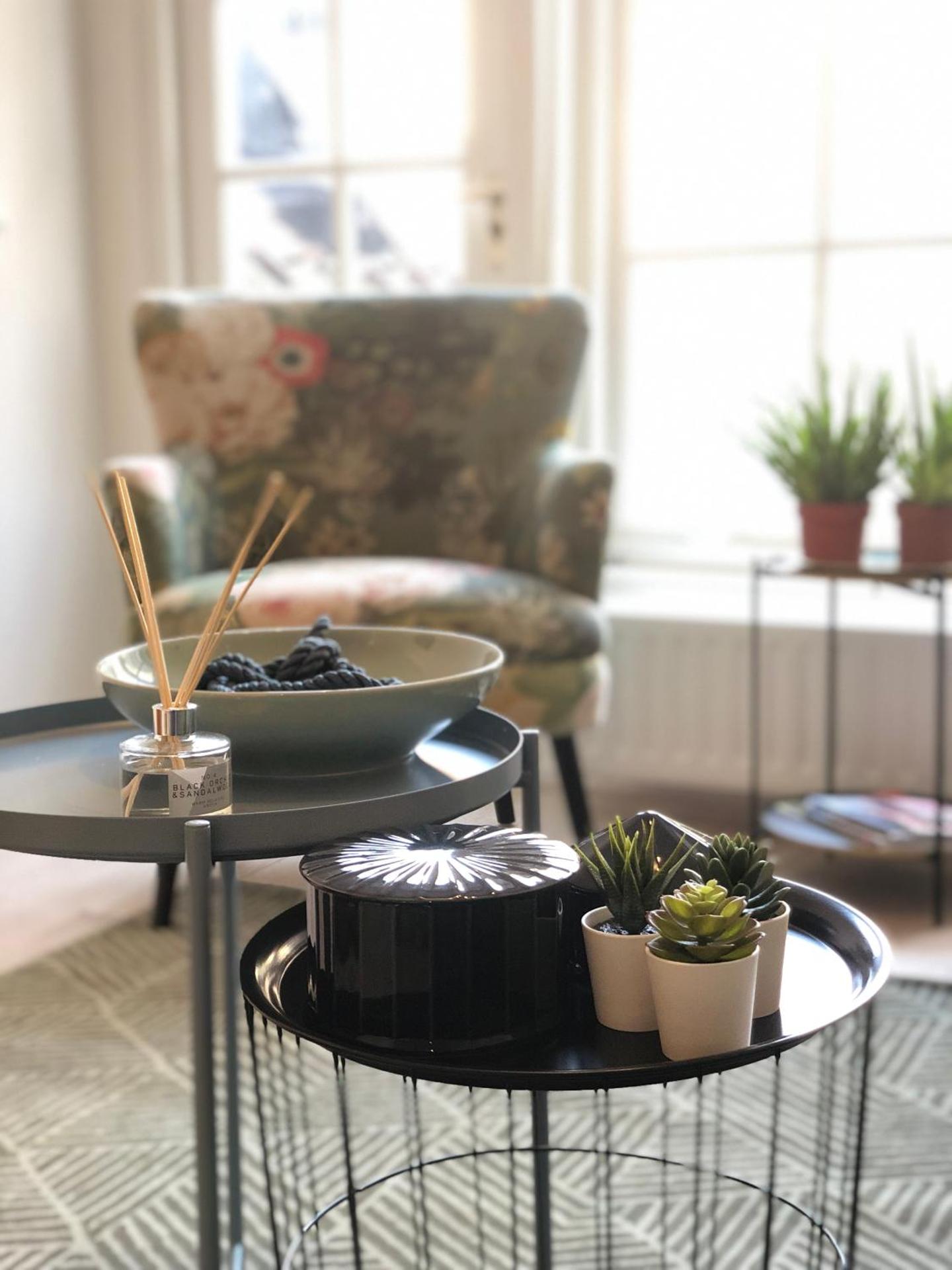 LUXE TOPLOCATIE! Monument hartje centrum Dordrecht, 2 badkamers, 2 keukens, tuintje (10 personen)