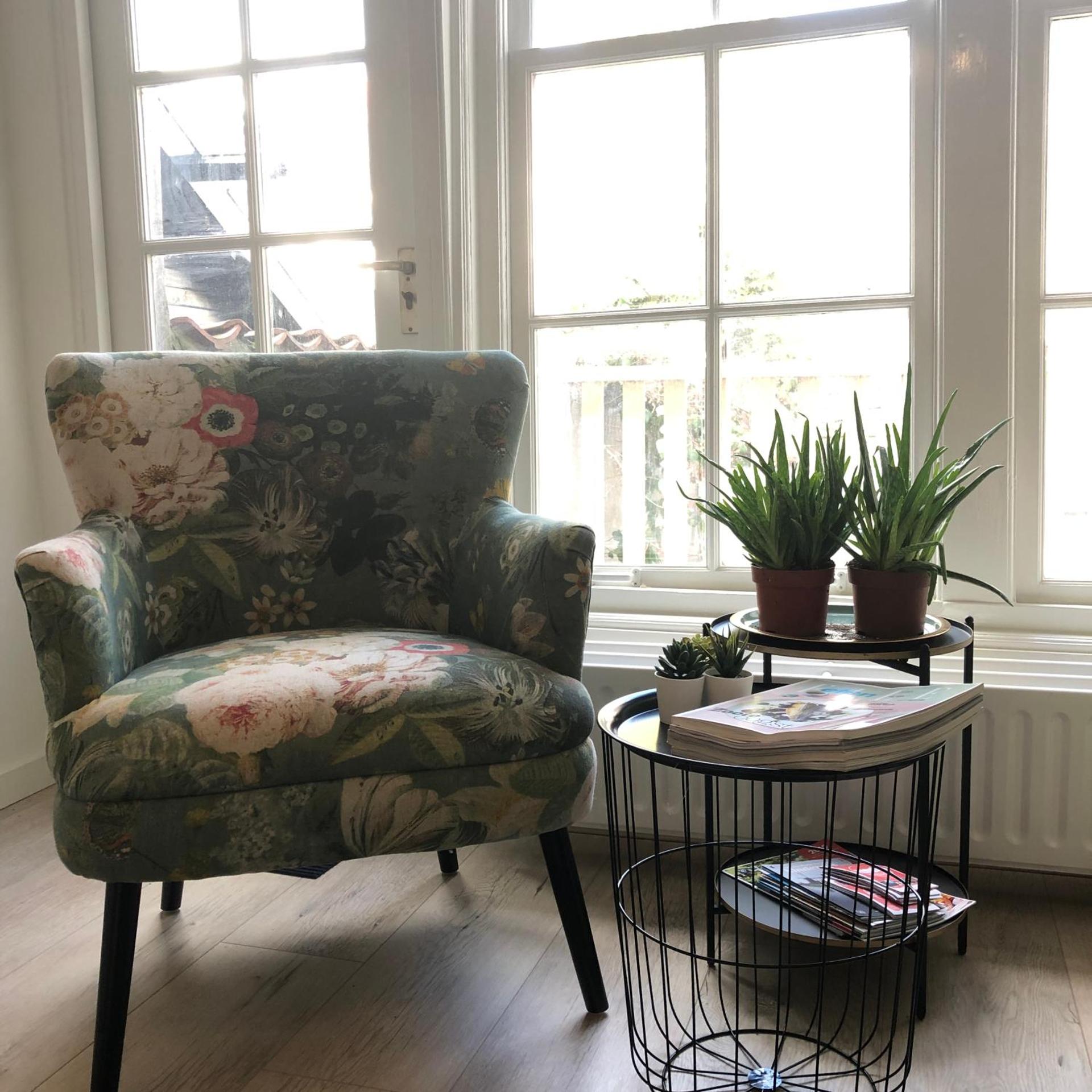 LUXE TOPLOCATIE! Monument hartje centrum Dordrecht, 2 badkamers, 2 keukens, tuintje (10 personen)