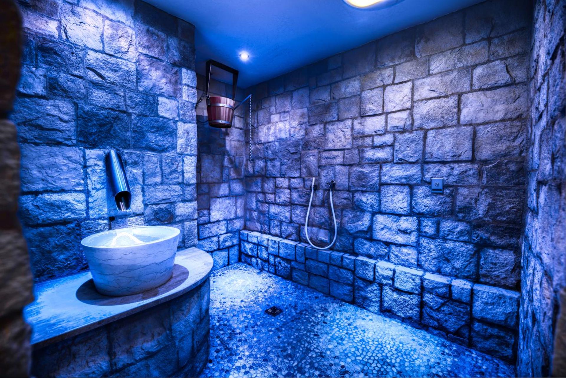 Spa and wellness centre/facilities