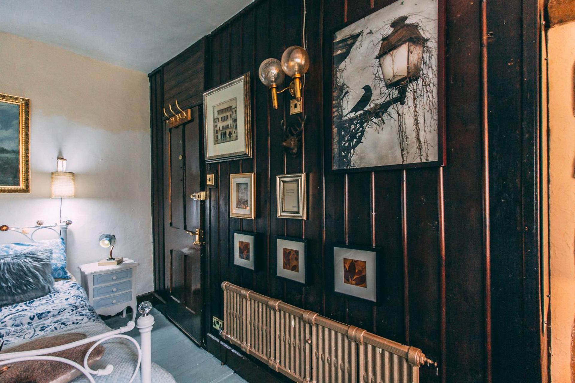 Wool Combers Rest & Brönte Parsonage - Haworth