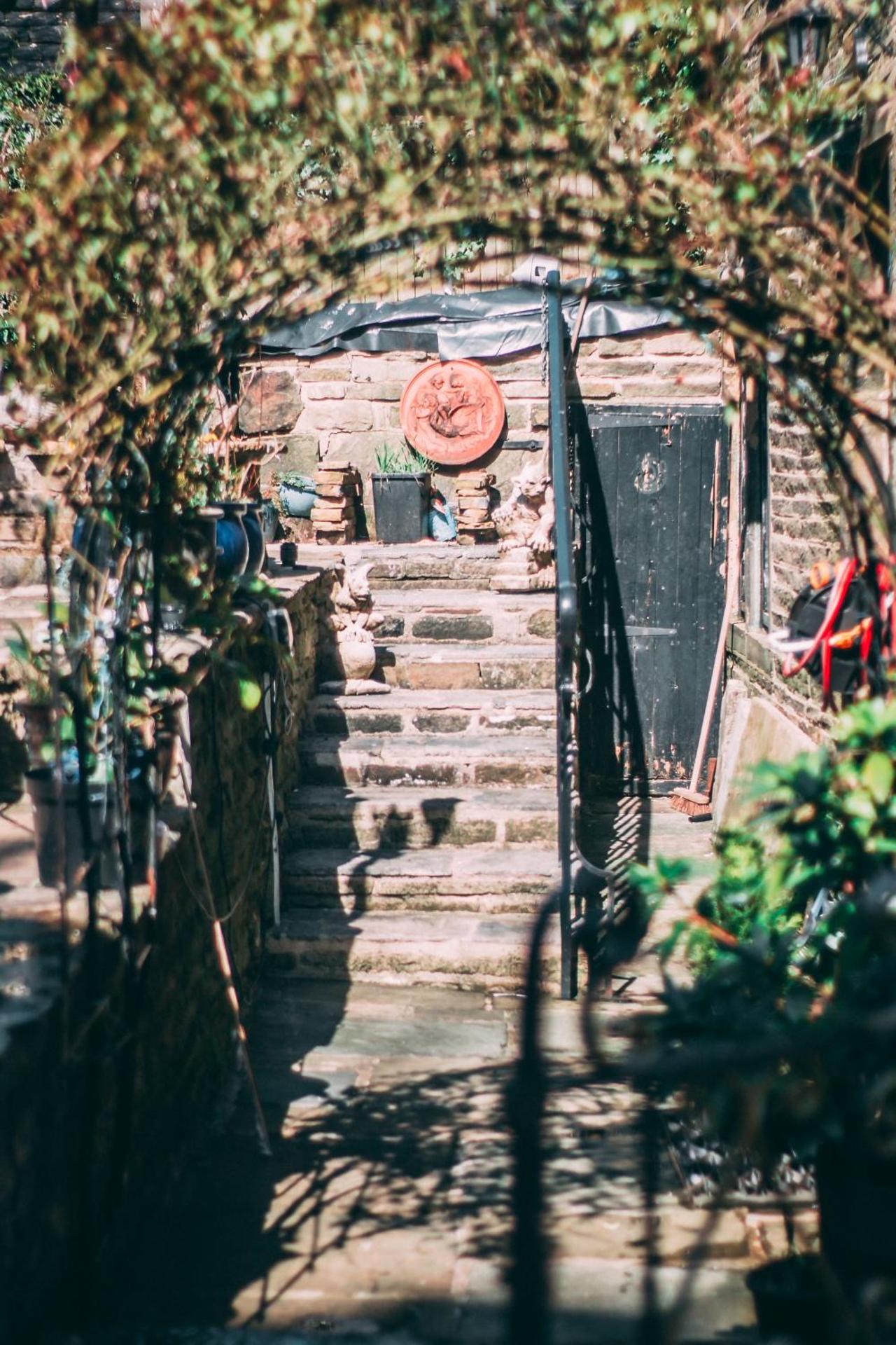 Wool Combers Rest & Brönte Parsonage - Haworth