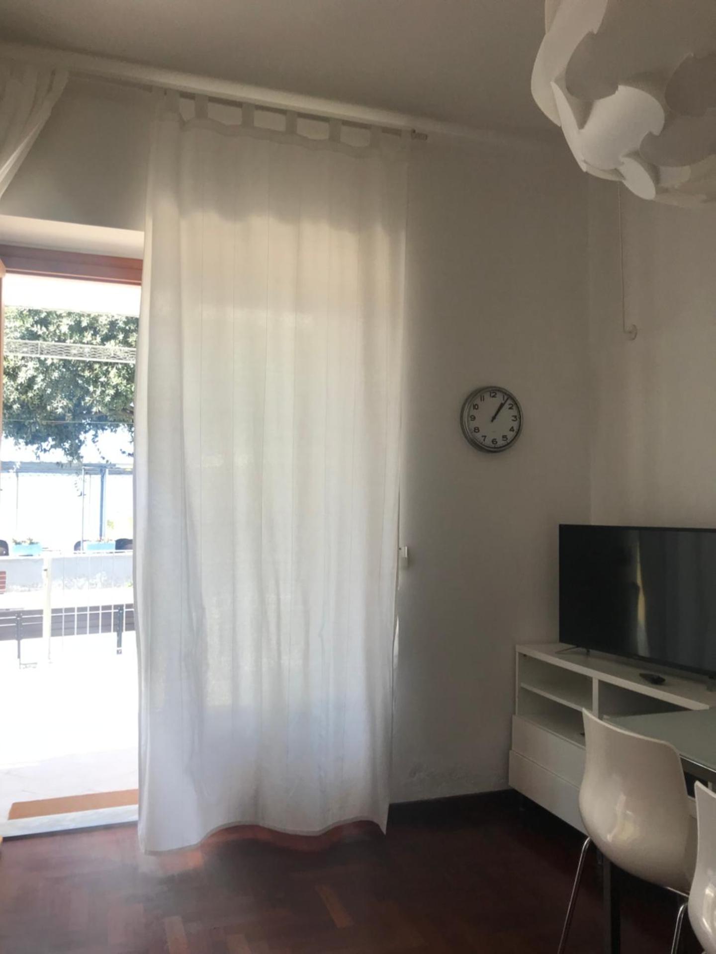 One-Bedroom Apartment with Balcony