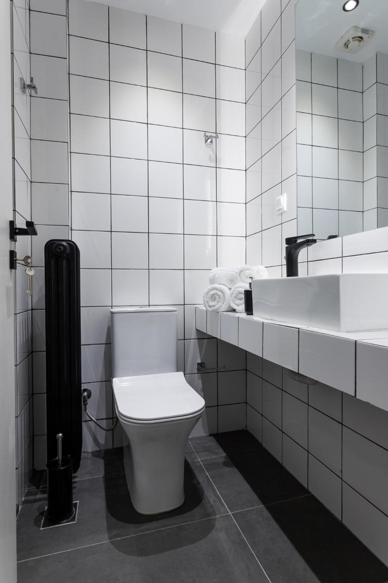 Urban Athens Apartment