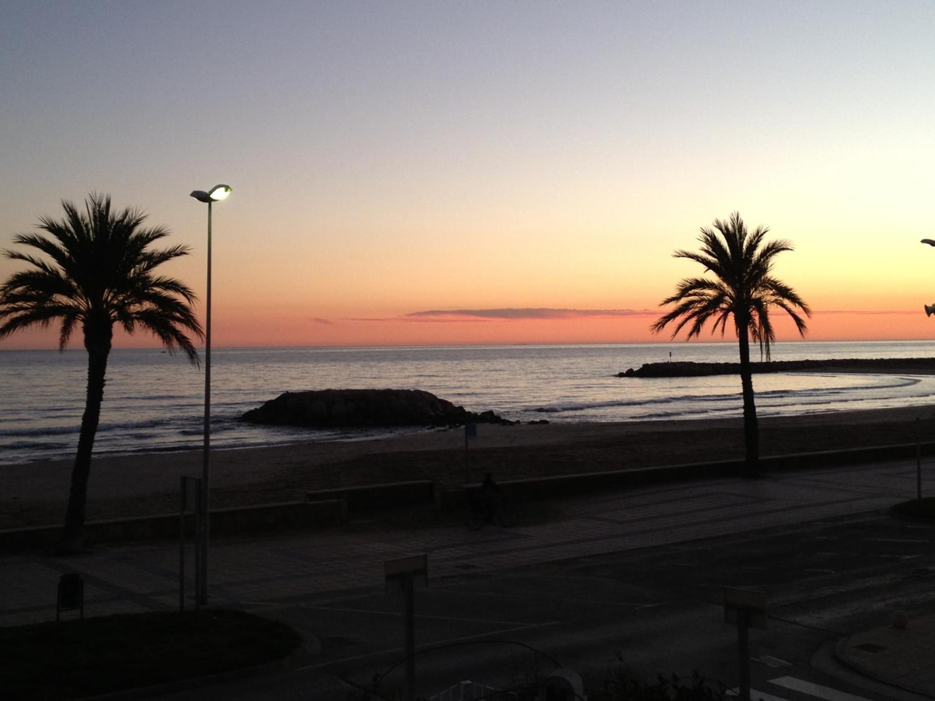 Apartamento Primera Linea de Mar, Cunit