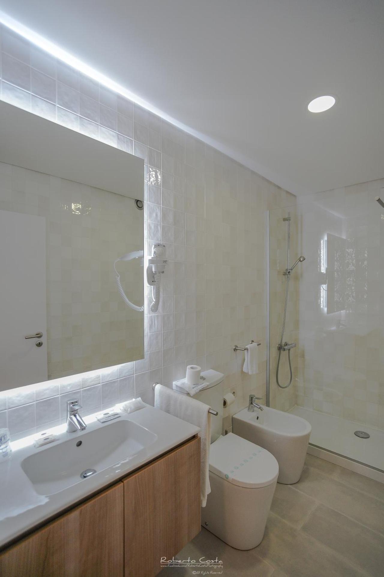 Twin Room with Private Bathroom