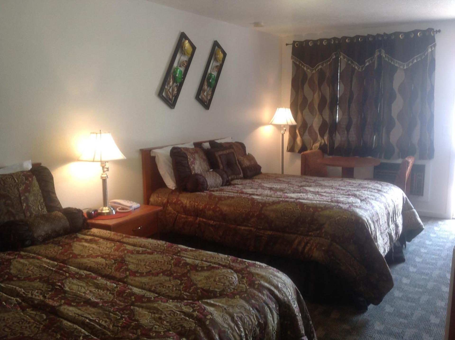 Queen Room with Two Queen Beds