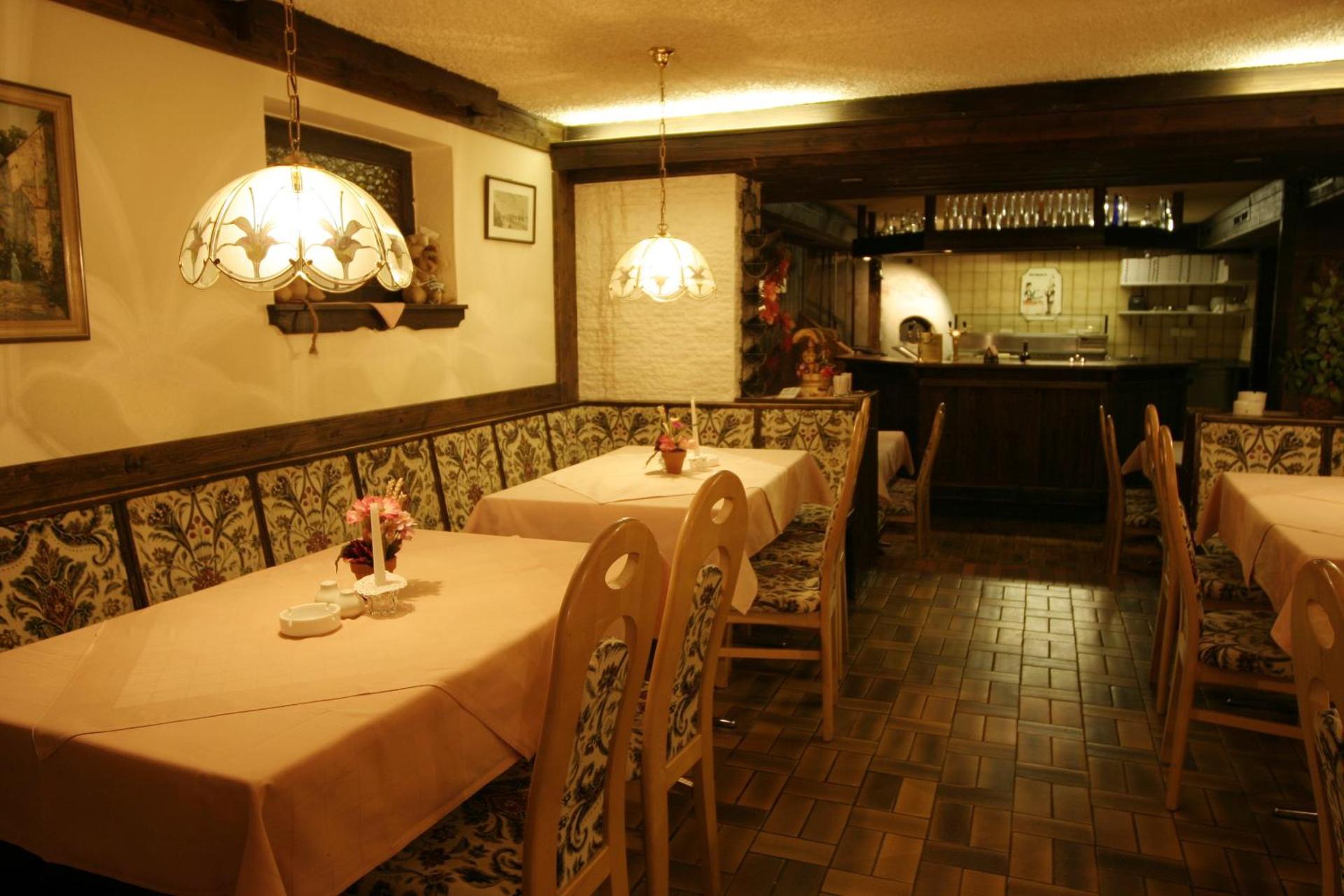 Restaurant/places to eat