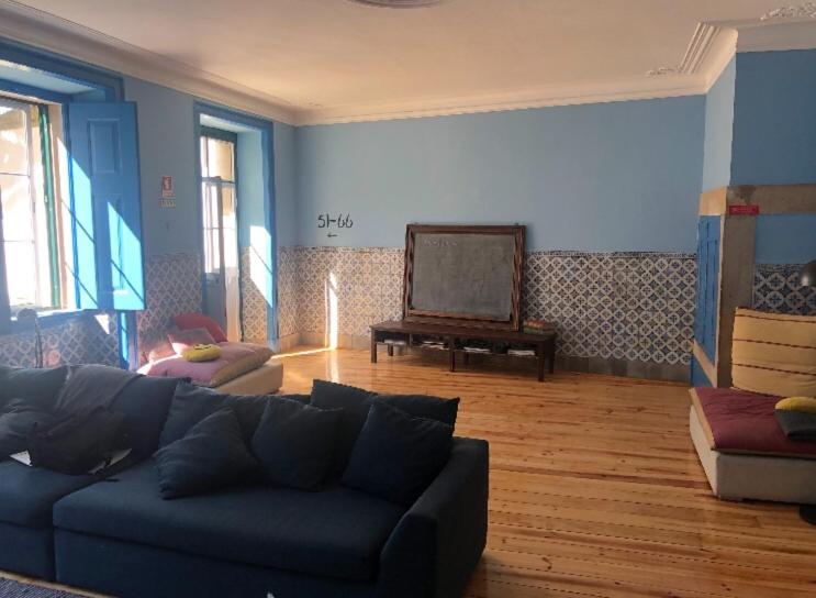 Communal lounge/ TV room