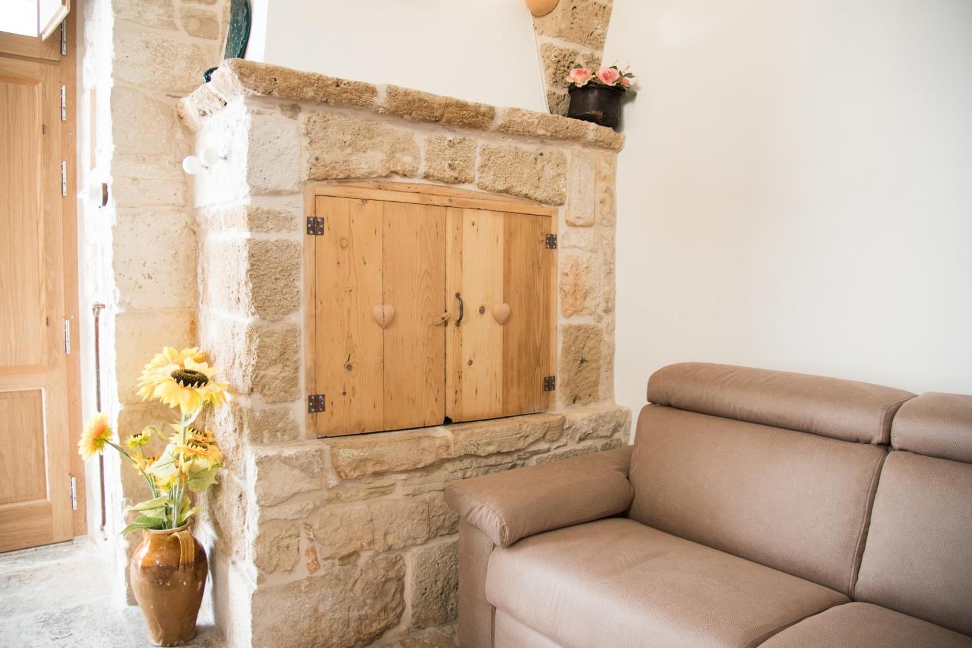 Piazza Duomo - Medieval Puglia's House