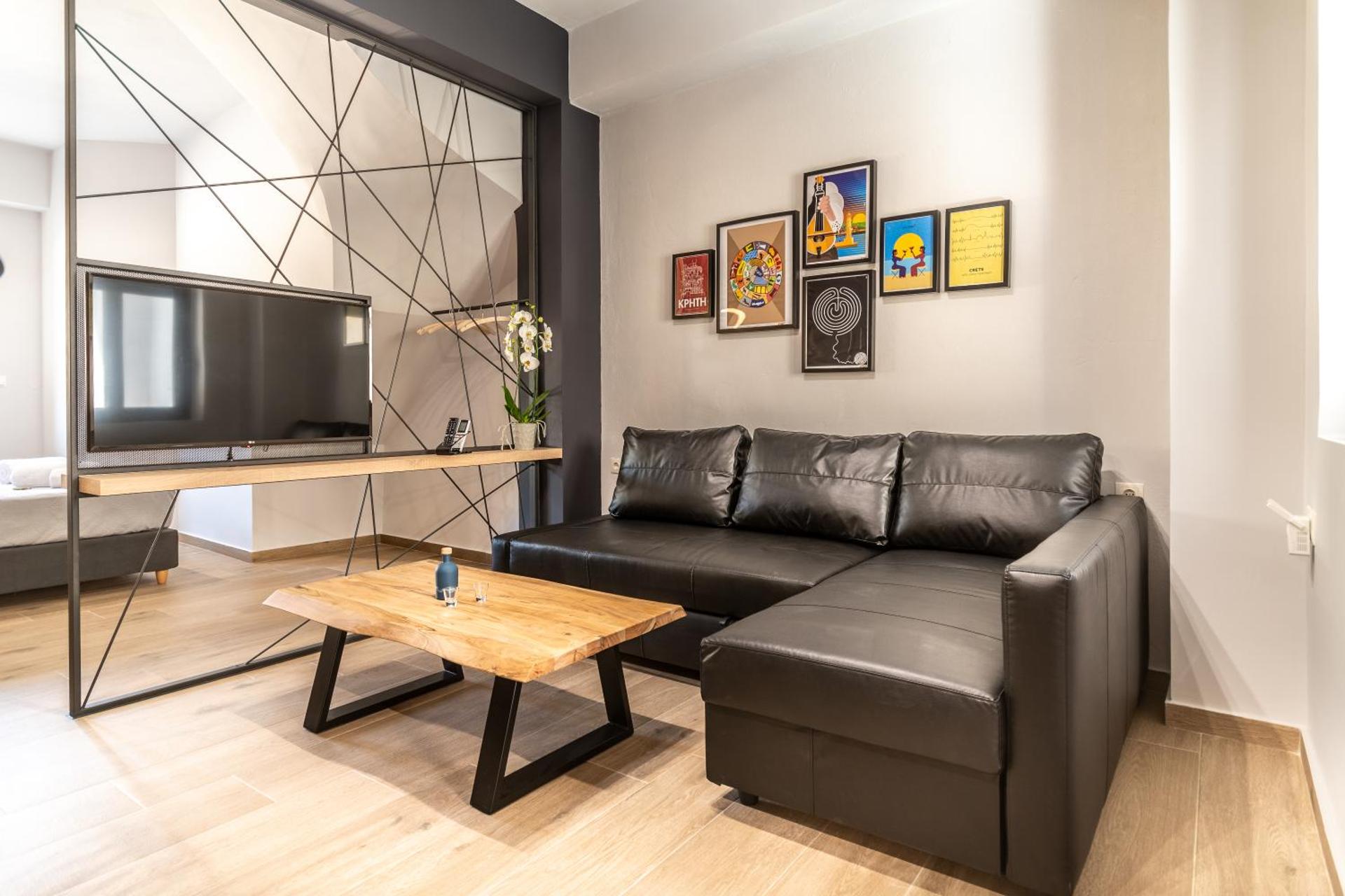 MOS Luxury City Suites - The R suite